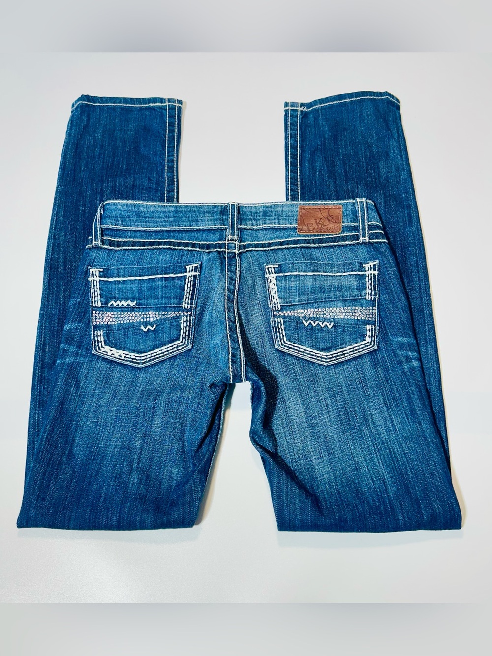 BKE Stella Straight Leg Jeans Women Size 26 Sequin embellished Pocket dark Wash